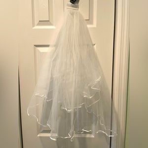 White Double Layer Ribbon Edged Veil.